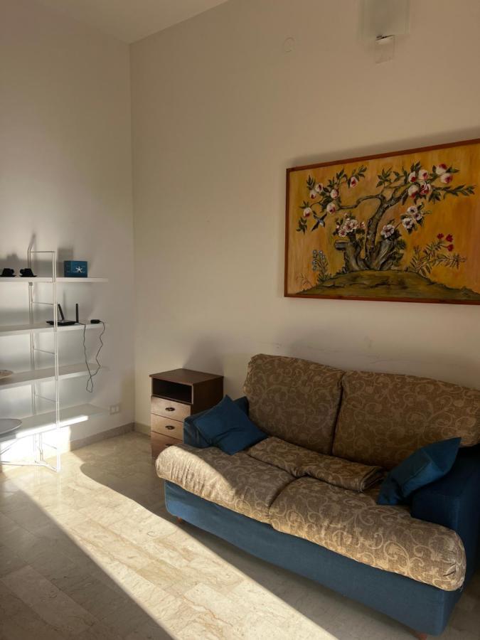 A Casa Di Rosa,Fronte Spiaggia, Piscina,Parcheggio Trapani Exteriör bild