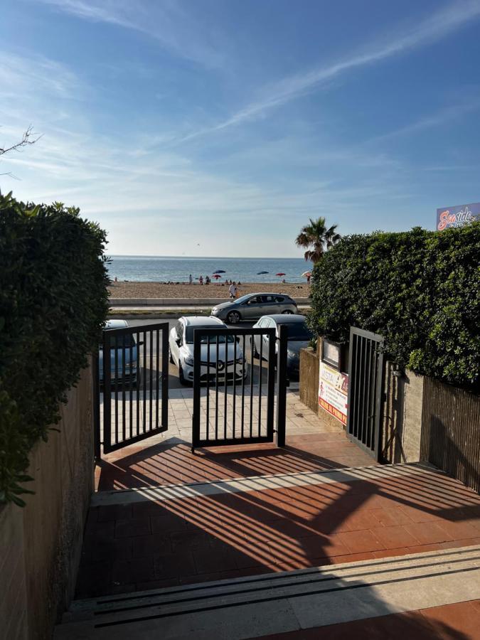 A Casa Di Rosa,Fronte Spiaggia, Piscina,Parcheggio Trapani Exteriör bild